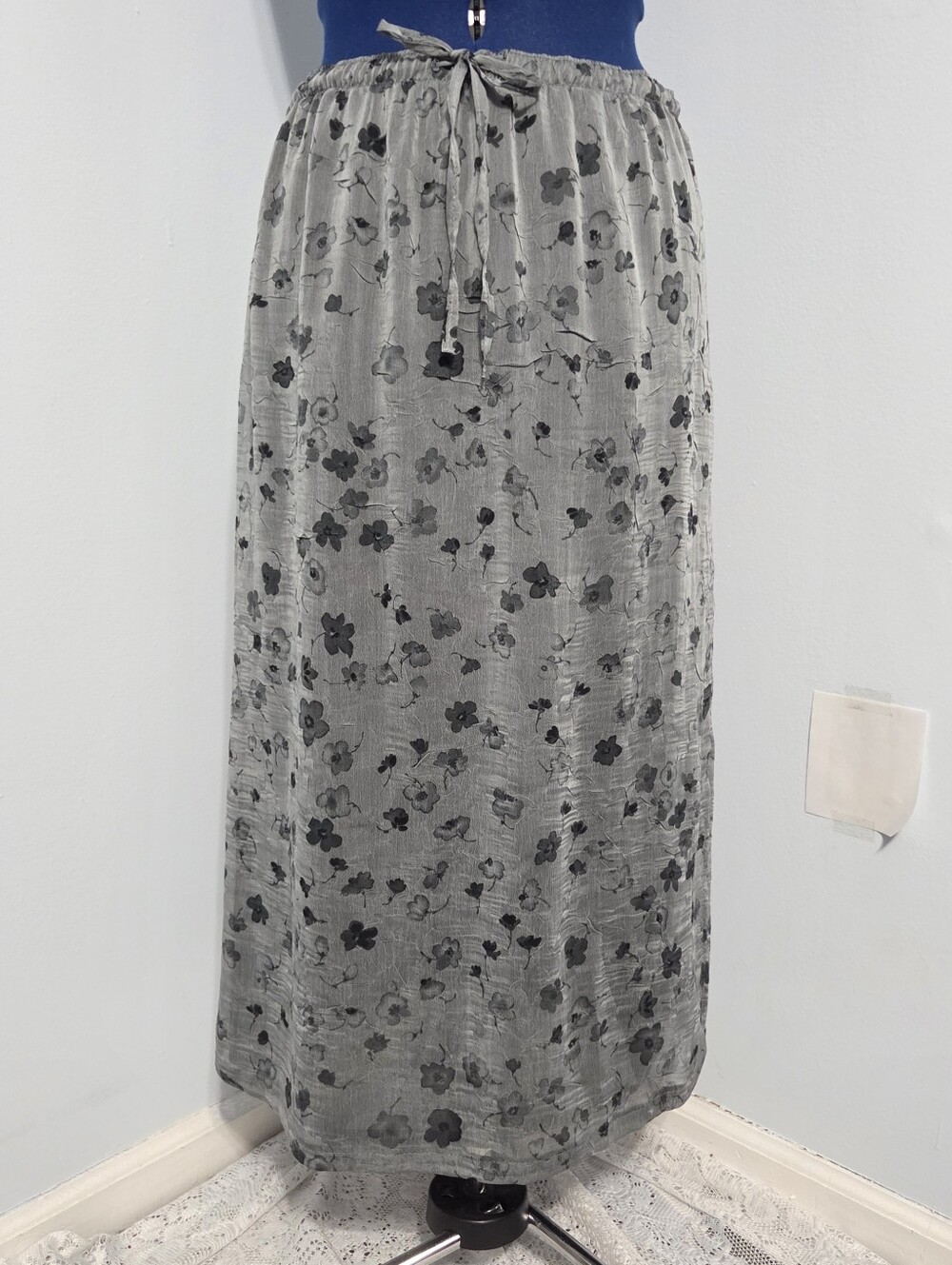 Vintage 90s Gray Floral Sheer Skirt Size M